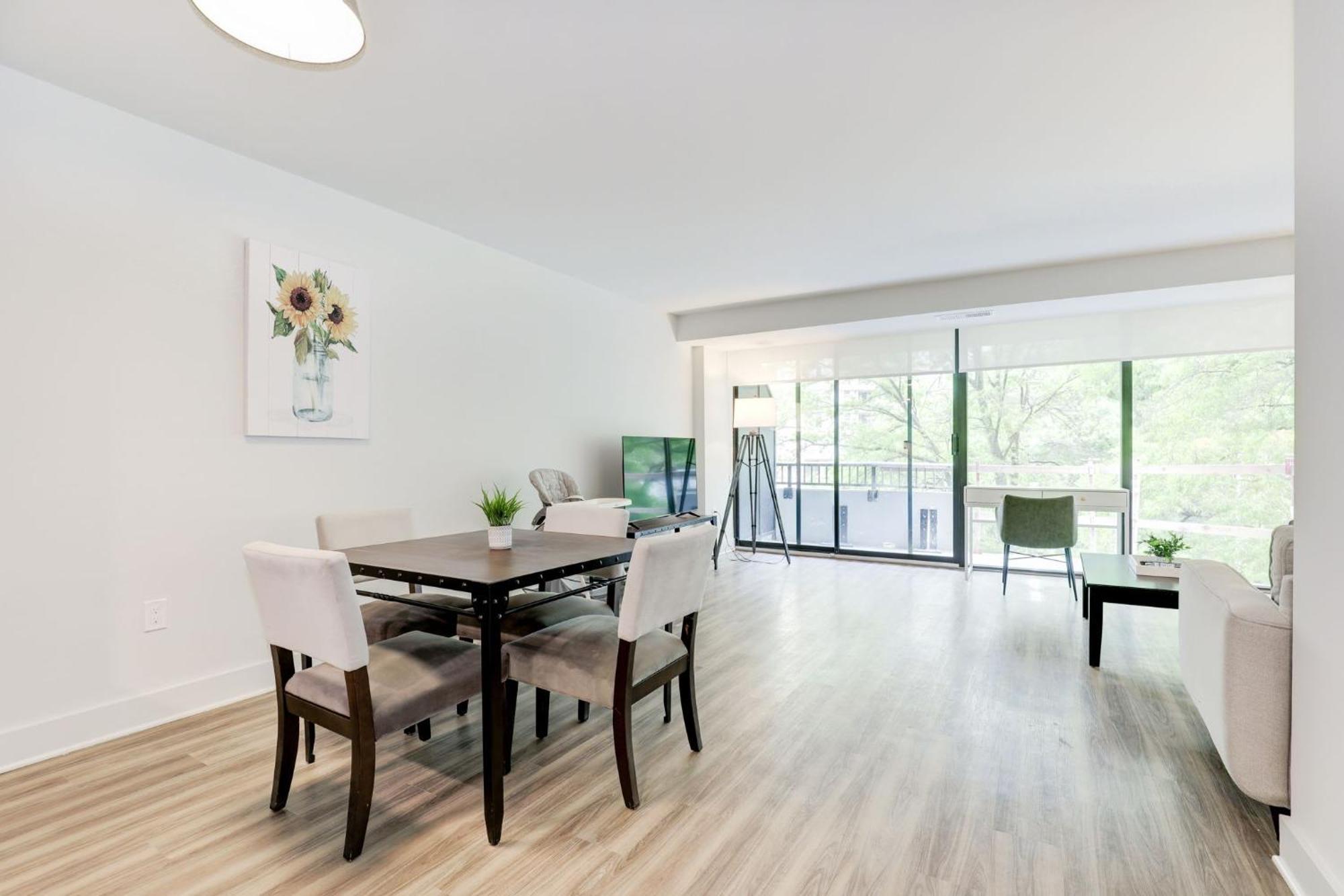 2Br Executive Apartment With Spacious Layout Arlington Exteriör bild