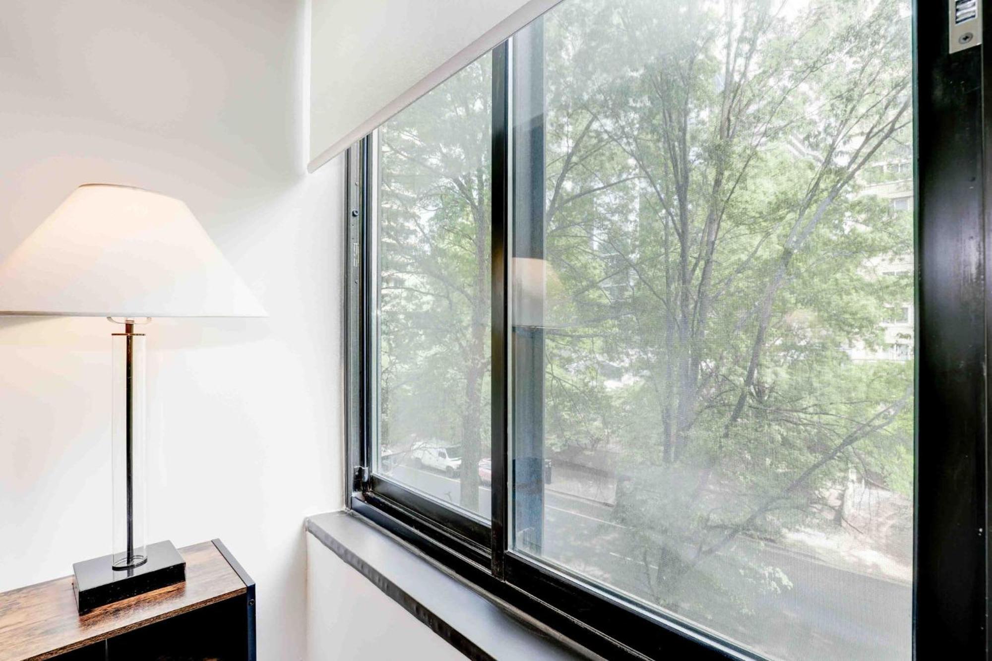 2Br Executive Apartment With Spacious Layout Arlington Exteriör bild