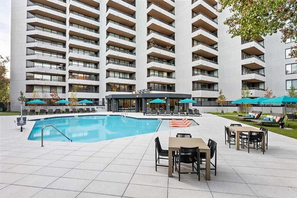 2Br Executive Apartment With Spacious Layout Arlington Exteriör bild